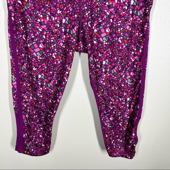 Lululemon Real Quick Crop Leggings Paradise Camo Regal Plum Womens Size 6 - Picture 4 of 9